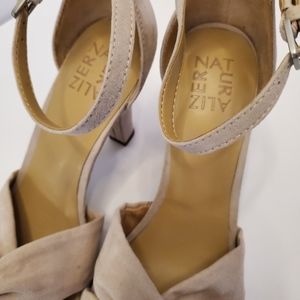 Naturalizer shoes size 7.5